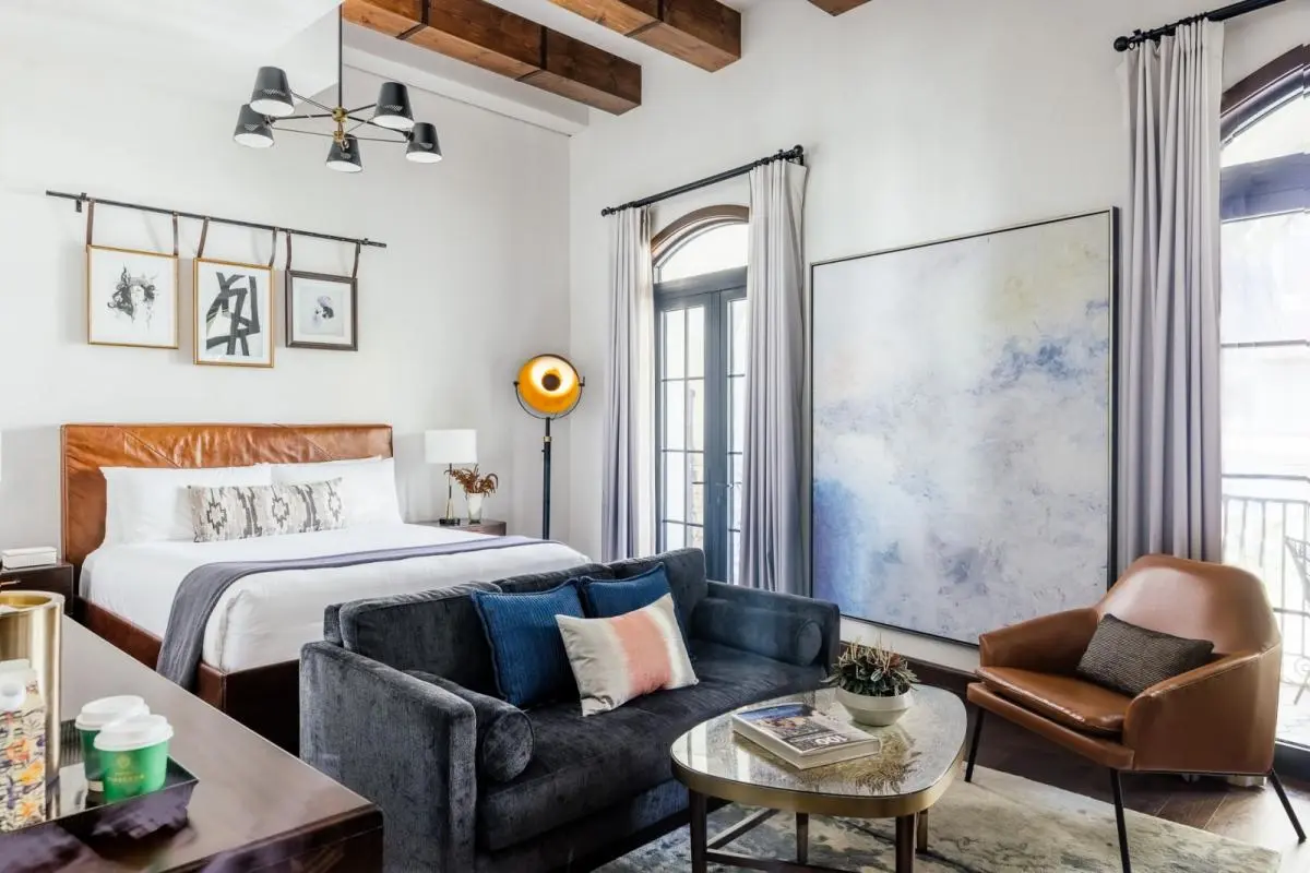 Mirador Suite